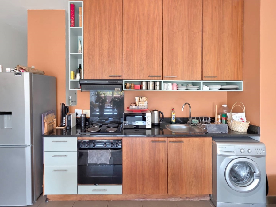To Let 1 Bedroom Property for Rent in Gardens Western Cape
